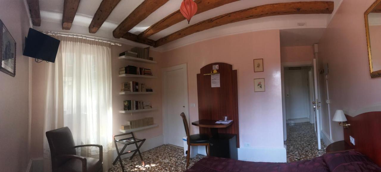 Bed and breakfast A Le Boteghe 2*